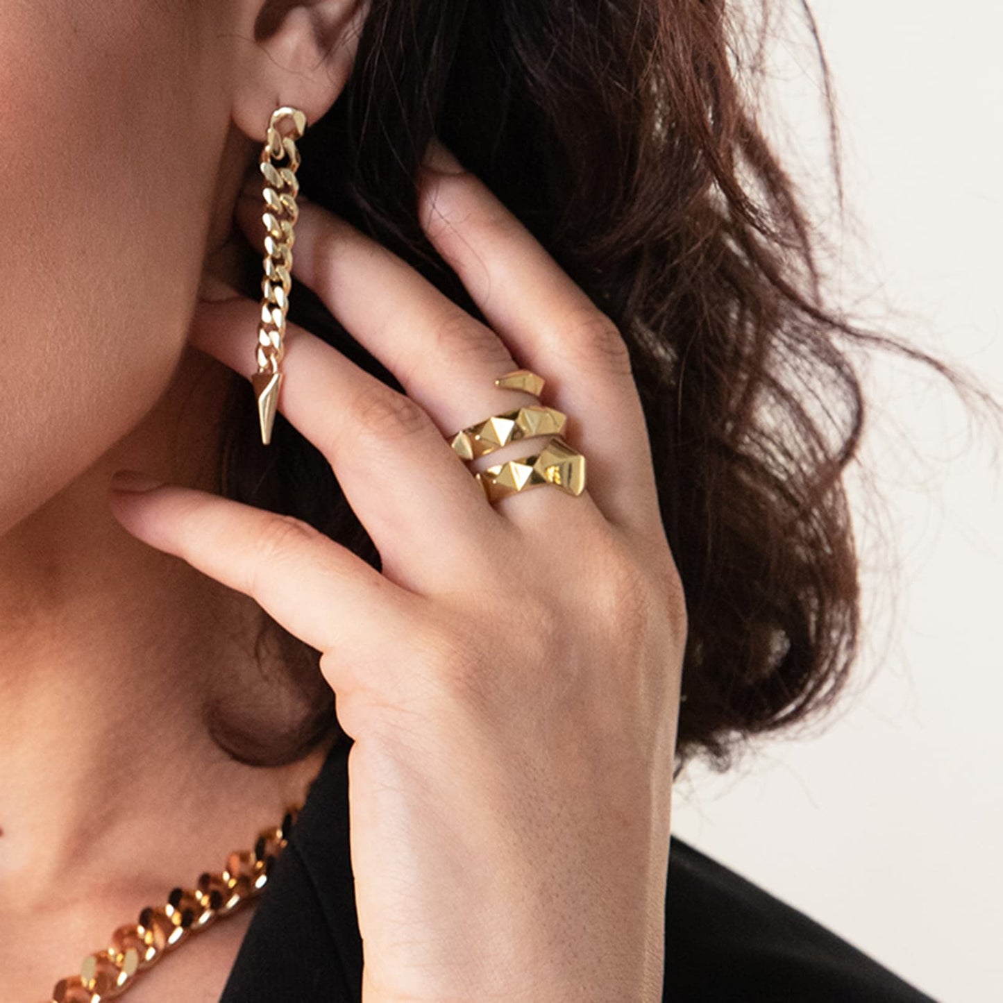 ANELLO UNIAERRE A TRE GIRI PIRAMIDI