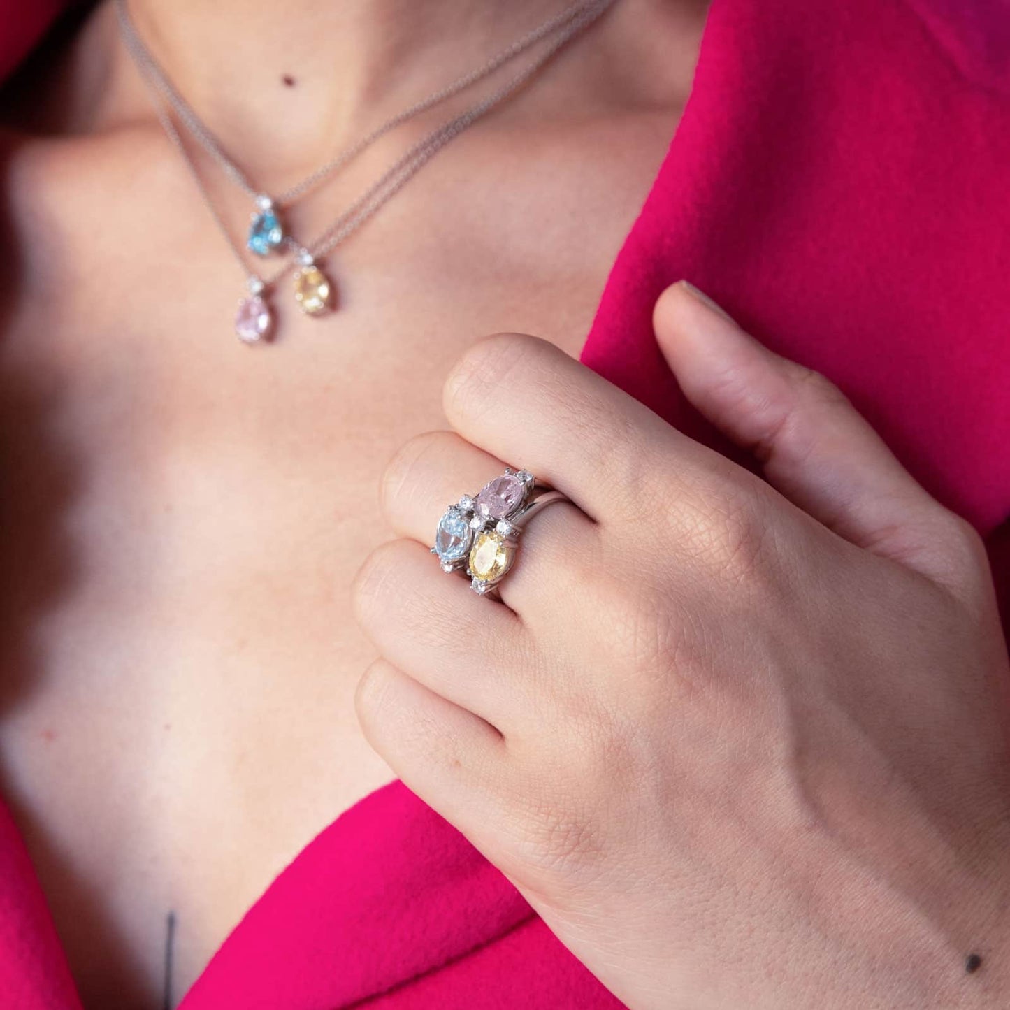 BAGUE UNOAERRE EN ARGENT AVEC PIERRE BLEUE