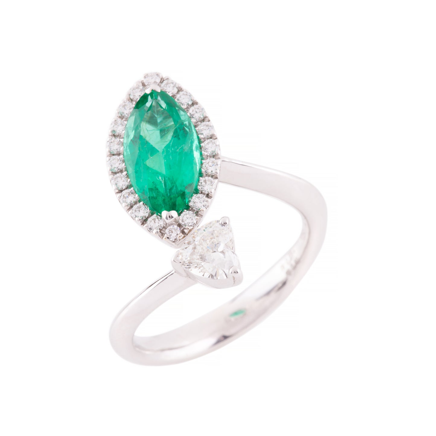 CRIVELLI RING WITH SHUTTLE EMERALD AND NATURAL HEART DIAMONDS