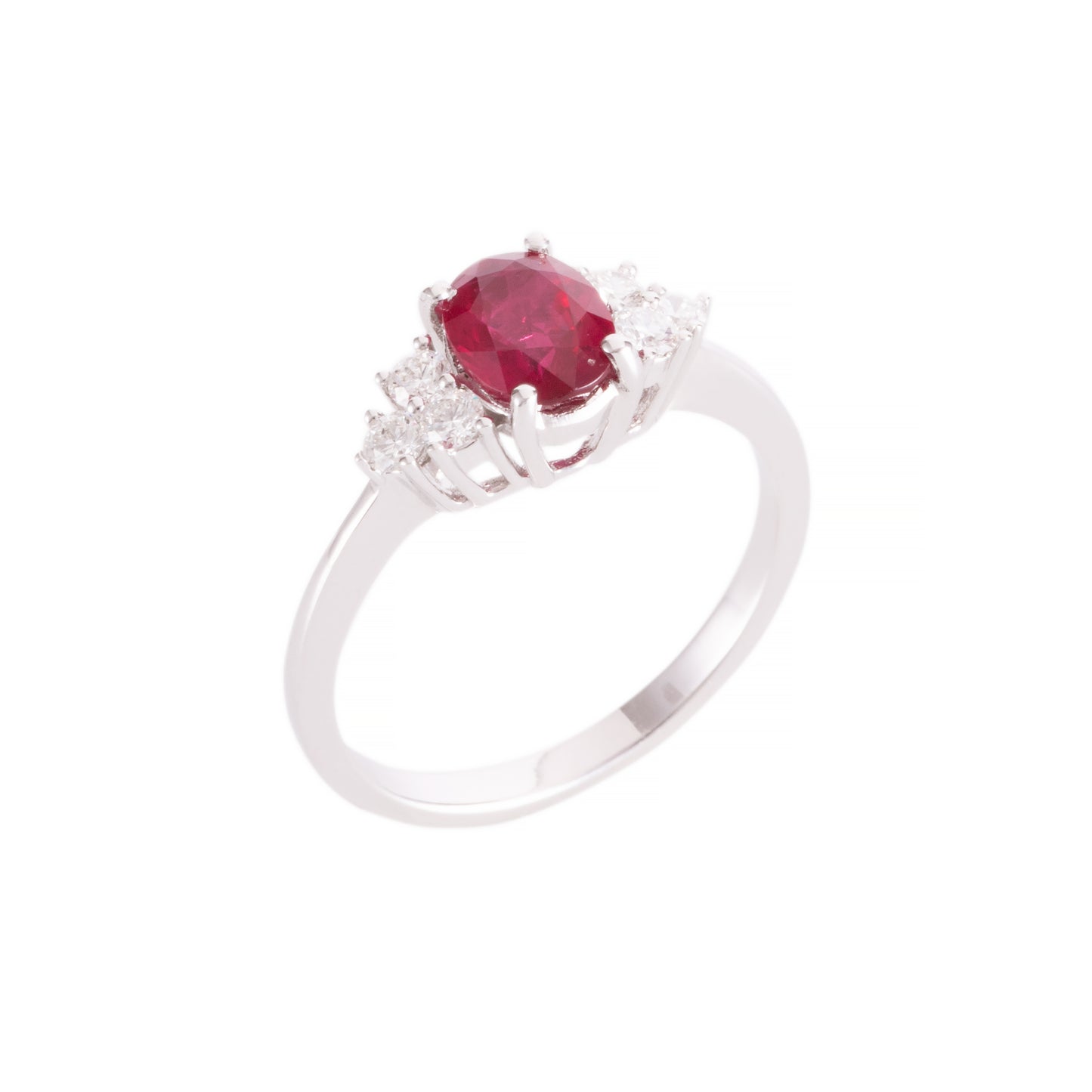 ART ORO RING IN WHITE GOLD WITH OVAL RUBY